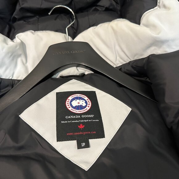 Canada Goose Selkirk Parka - Picture 6 of 16